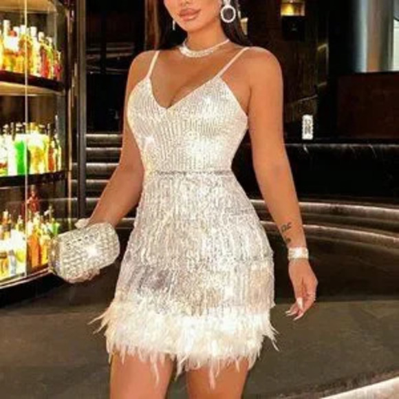 Dresses & Skirts - White Elaborate Women's Sequin Backless Halter Party Dress